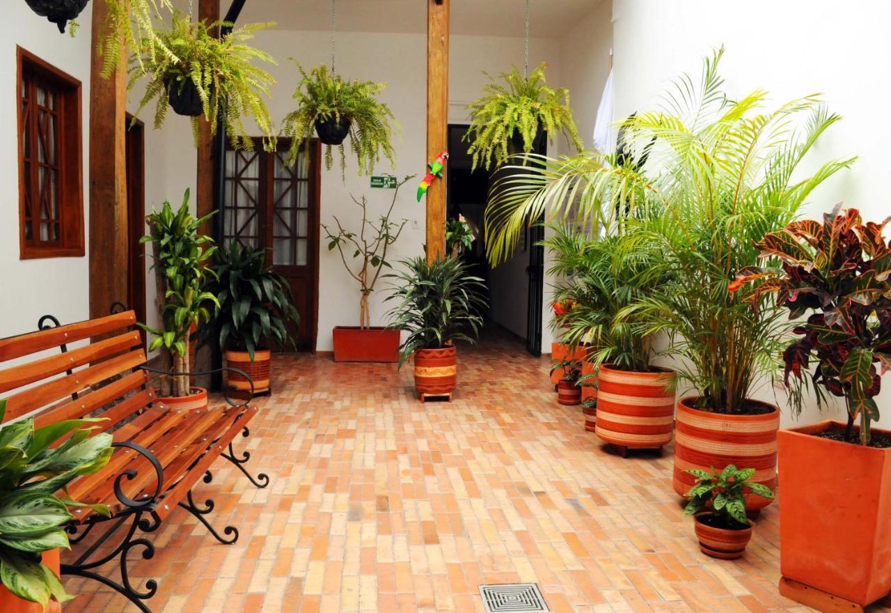 Arche Noah Boutique Hostel Богота Экстерьер фото
